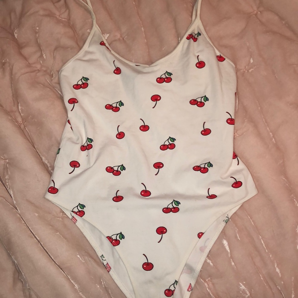 3/$15 Cherry Forever 21 bodysuit